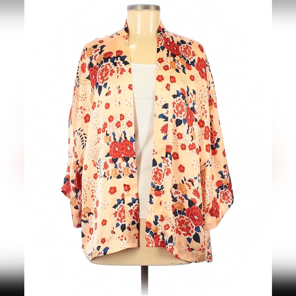 NWT Violet & Claire kimono jacket medium satin feel